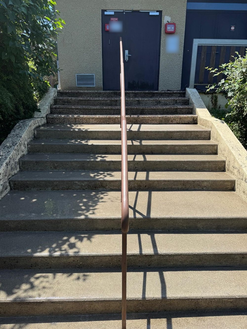 Escalier après nettoyage haute pression