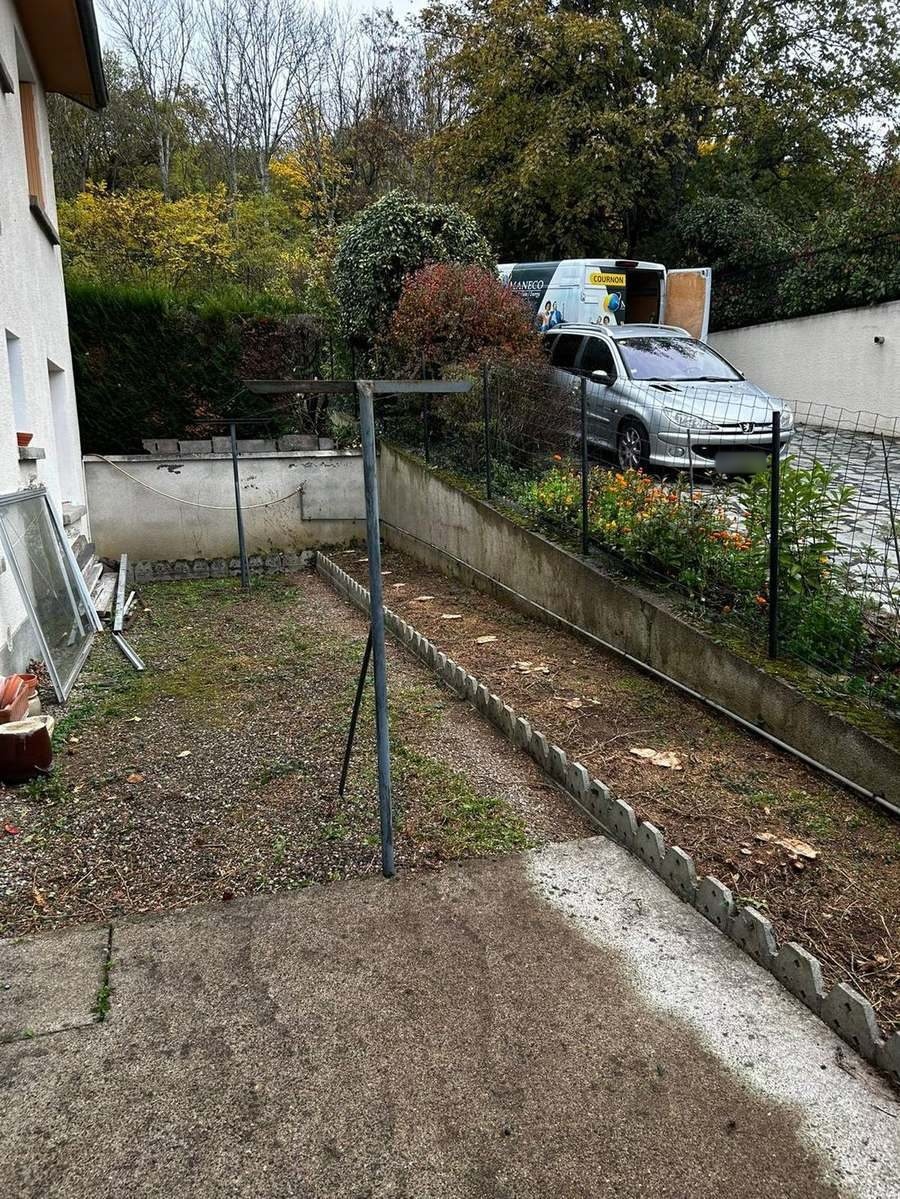 Haie envahissante, reprise complète (après)